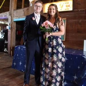 Meet your Posher, Olivia